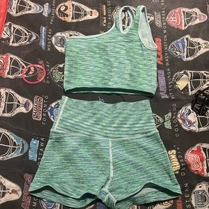 MATCHING GREEN BLUE WORKOUT SET